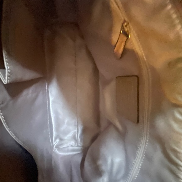 COACH handbag - Picture 2 of 5